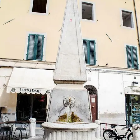 Luxury Apartment Residence La Fontana Lucca Buitenkant foto