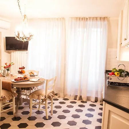 Luxury Apartment Residence La Fontana Lucca Buitenkant foto